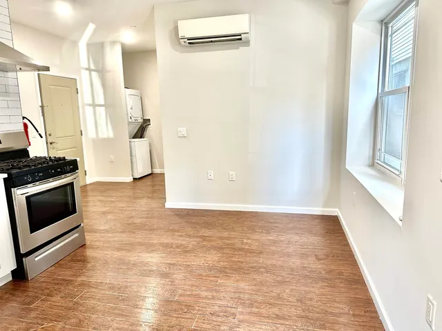 $2,285 | 40 Vroom Street, Unit 1A, Jersey City, NJ 07306