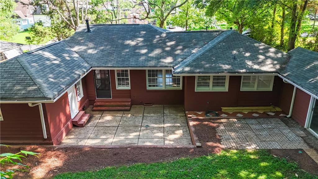 1392 Lively Ridge Road Northeast Atlanta, GA 30329 - Photo 4 of 41