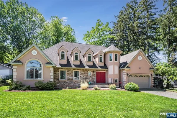 $6,000 | 16 Norwood Avenue, Glen Rock, NJ 07452