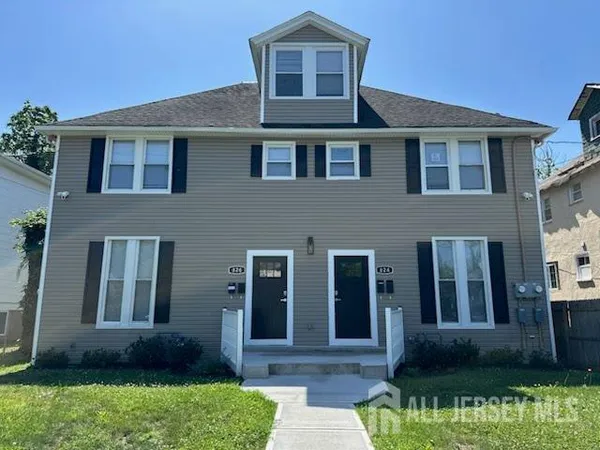 $2,400 | 826 George Street, Unit 1, Plainfield, NJ 07062