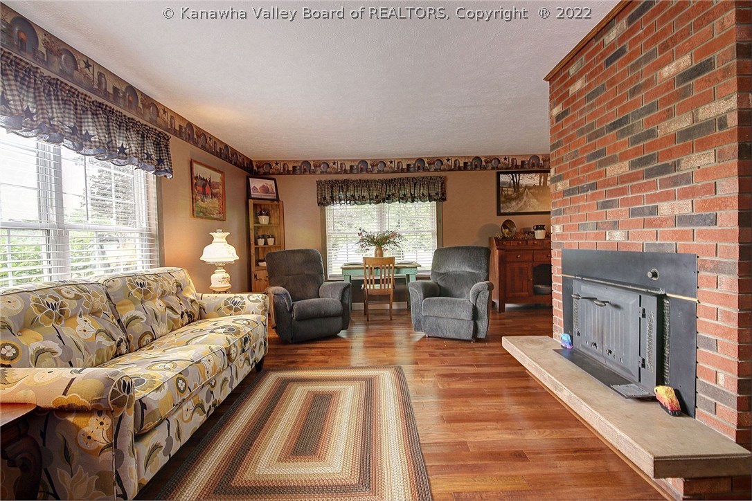 20221 Winfield Road Fraziers Bottom, WV 25082 - Photo 12 of 50 Gallery Image 12