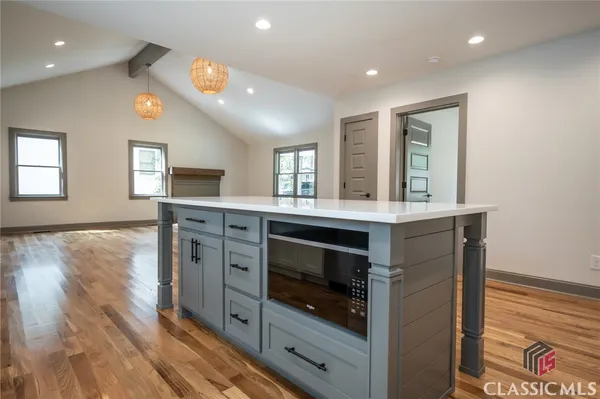 $809,900 | 215 Holman Avenue, Athens, GA 30606
