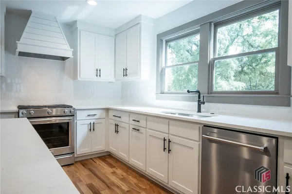 $809,900 | 215 Holman Avenue, Athens, GA 30606