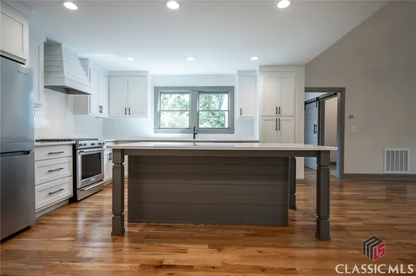 $809,900 | 215 Holman Avenue, Athens, GA 30606