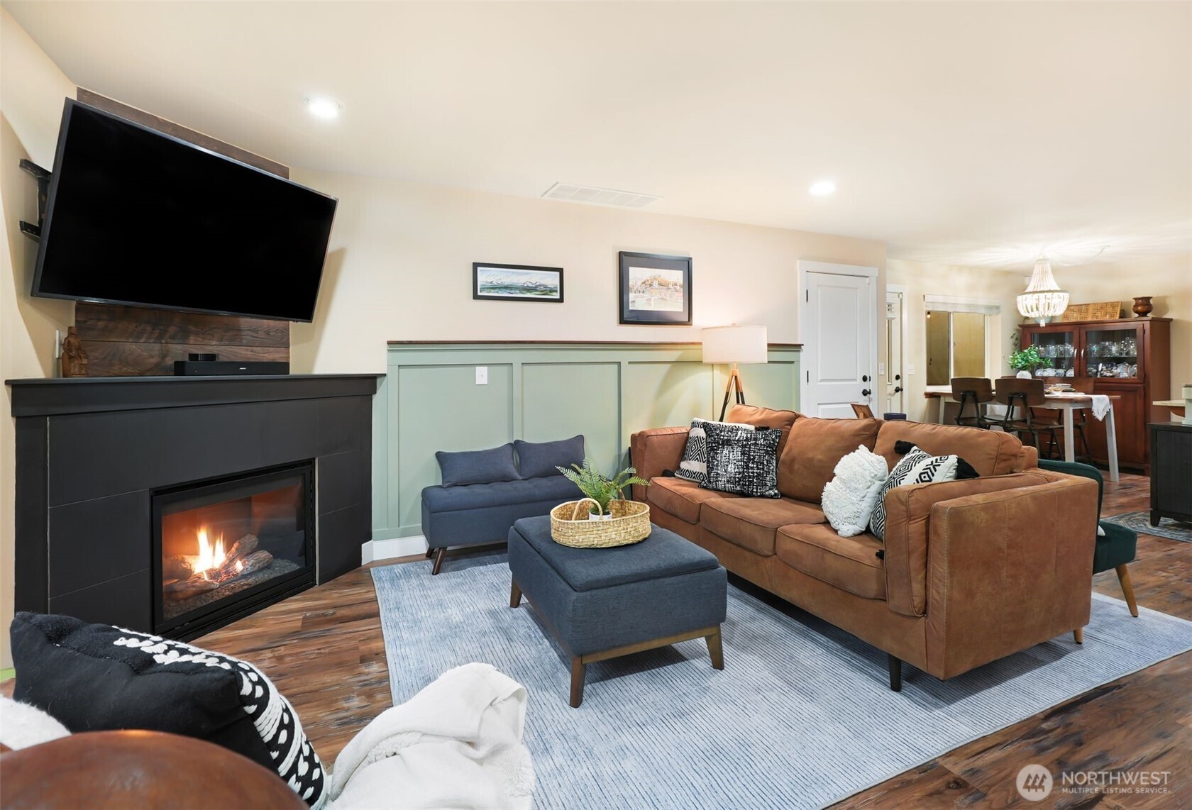 2413 Fulton Street Everett, WA 98201 - Photo 4 of 30