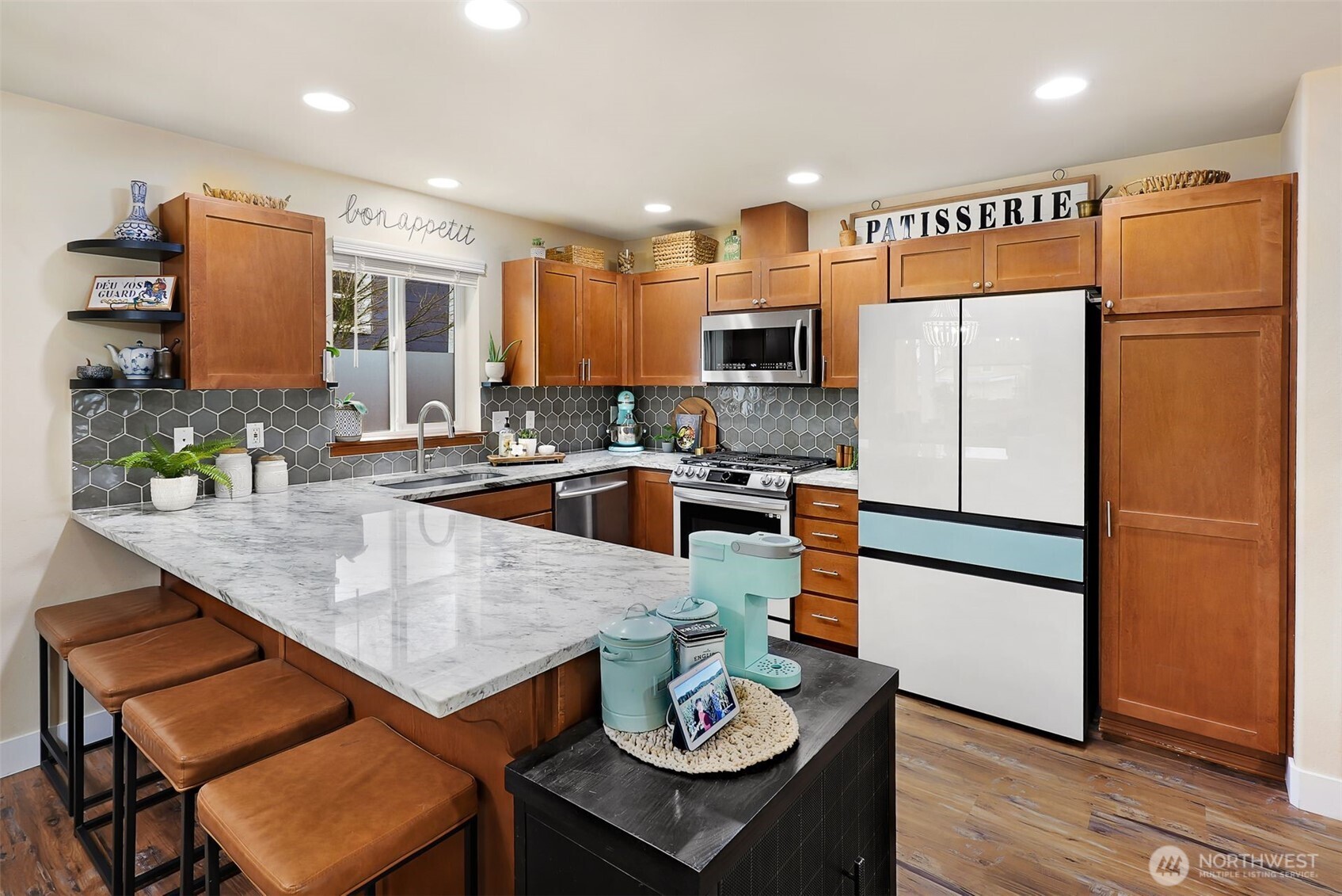 2413 Fulton Street Everett, WA 98201 - Photo 5 of 30