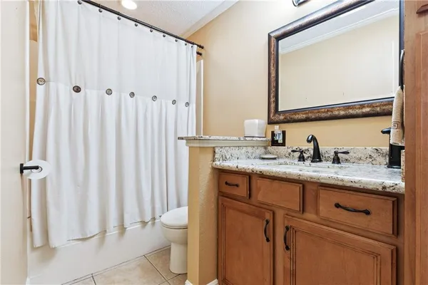 $408,000 | 2920 Acorn Drive, Violet, LA 70092