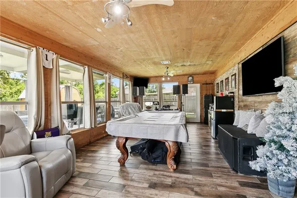 $408,000 | 2920 Acorn Drive, Violet, LA 70092