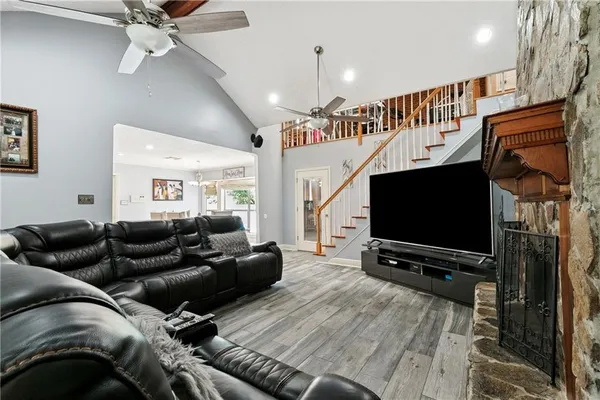 $408,000 | 2920 Acorn Drive, Violet, LA 70092