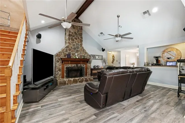 $415,000 | 2920 Acorn Drive, Violet, LA 70092