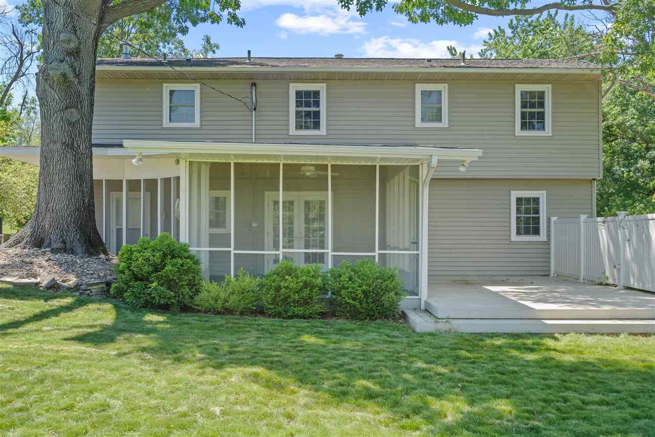 3712 Wenig Road Northeast Cedar Rapids, IA 52402 - Photo 37 of 38 Gallery Image 37
