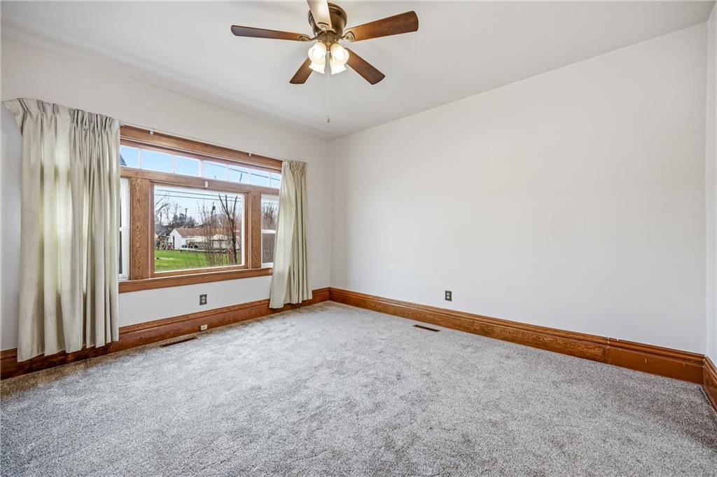 564 Spruce Avenue Sharon, PA 16146 - Photo 11 of 37 a view of an empty room with a window