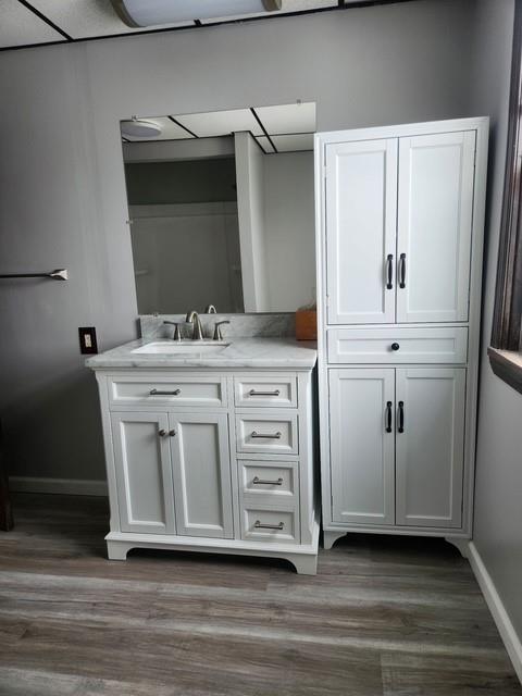 564 Spruce Avenue Sharon, PA 16146 - Photo 25 of 37 a utility room with washer and dryer