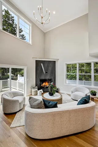 $995,000 | 129 Harding Avenue, Glen Ellyn, IL 60137