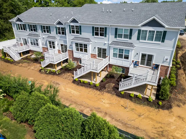 $995,000 | 129 Harding Avenue, Glen Ellyn, IL 60137