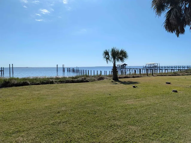 $299,000 | 2630 East Us Highway, Carrabelle, FL 32322