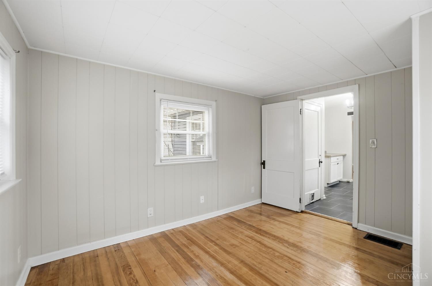 5256 Warren Avenue Norwood, OH 45212 - Photo 18 of 32