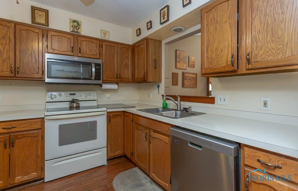13 Exeter Road Perrysburg, OH 43551 - Photo 7 of 31 Gallery Image 7