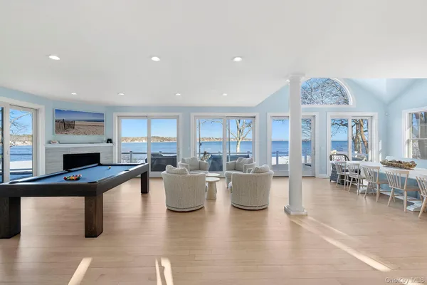 $3,990,000 | 11 Bayview Drive, Hampton Bays, NY 11946