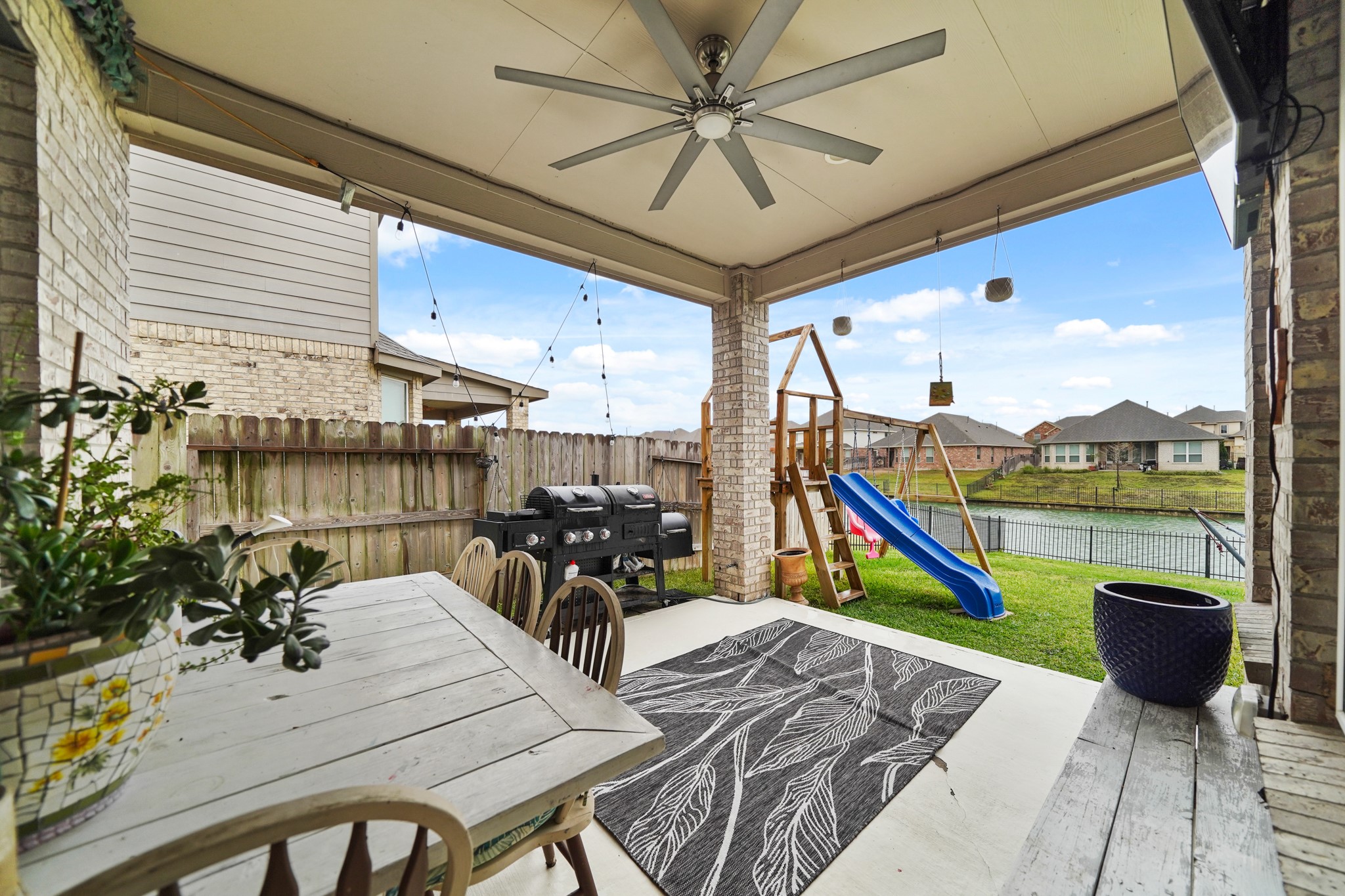 24031 Corinaldo Court Katy, TX 77493 - Photo 21 of 23 a view of a ocean with furniture