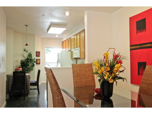 141 Pacchetti Way Mountain View, CA 94040 - Photo 8 of 19 a view of a dining room with furniture and a potted plant