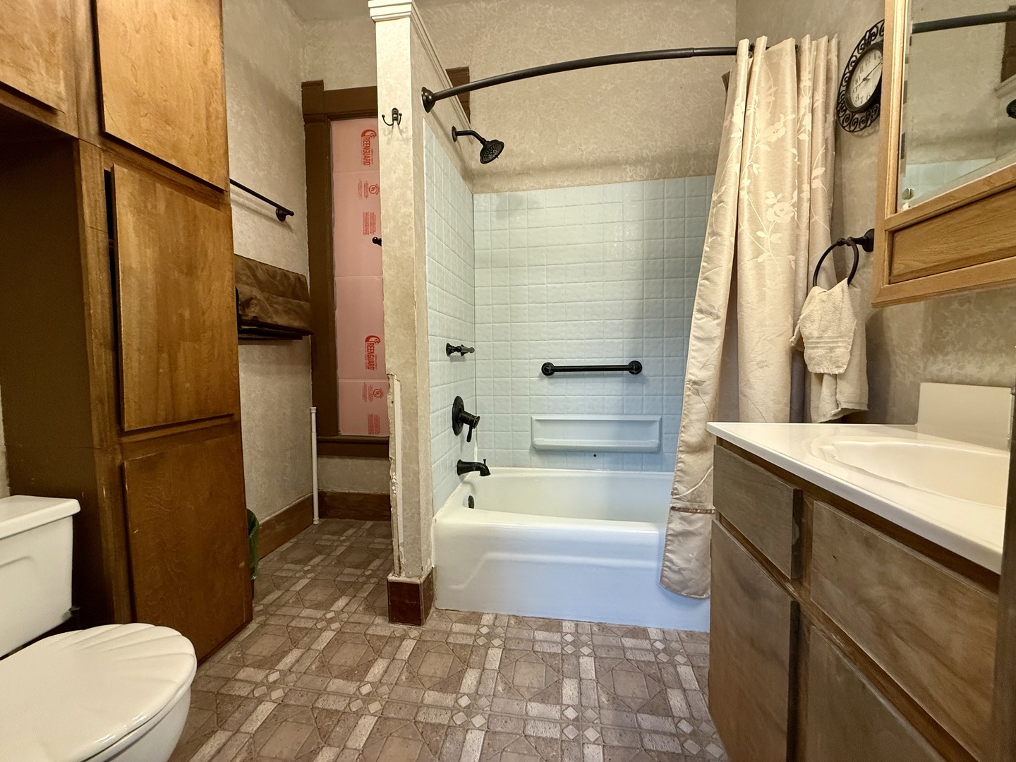 421 North Grant Street Clinton, IL 61727 - Photo 12 of 20