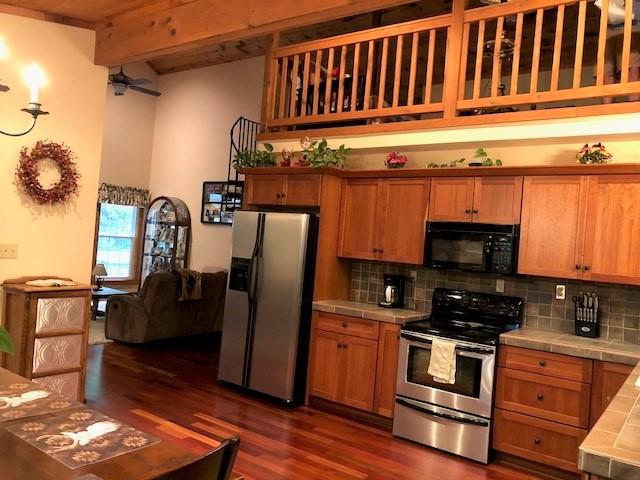 125 Koala Ridge Road Byrdstown, TN 38549 - Photo 8 of 38 125 Koala Ridge Road pic34