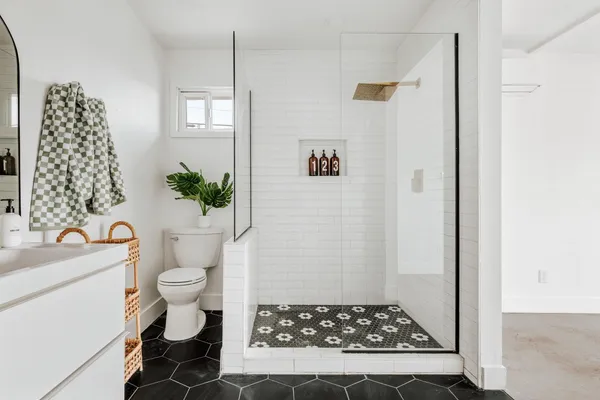 $3,800 | 1303 West 9th Street, Tempe, AZ 85281