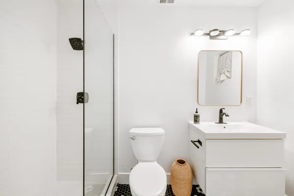 $3,800 | 1303 West 9th Street, Tempe, AZ 85281