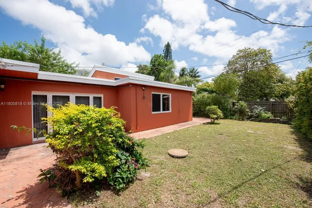 $895,000 | 16910 Northeast 8th Court, North Miami Beach, FL 33162