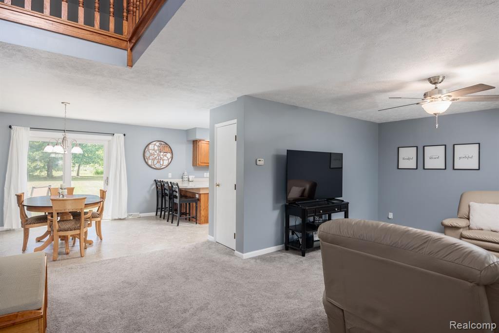 7335 Johnson Road Flushing, MI 48433 - Photo 6 of 44