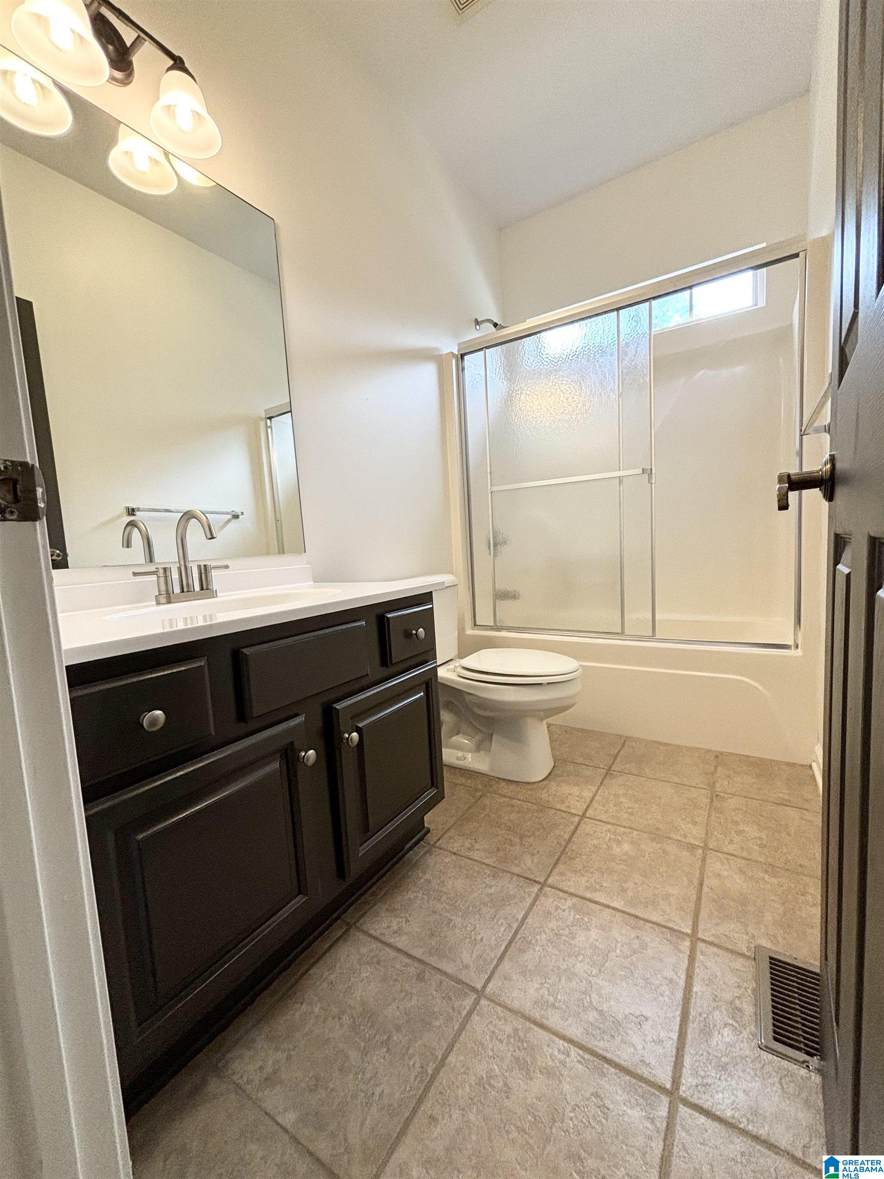 601 Emerald Trace Chelsea, AL 35043 - Photo 15 of 35