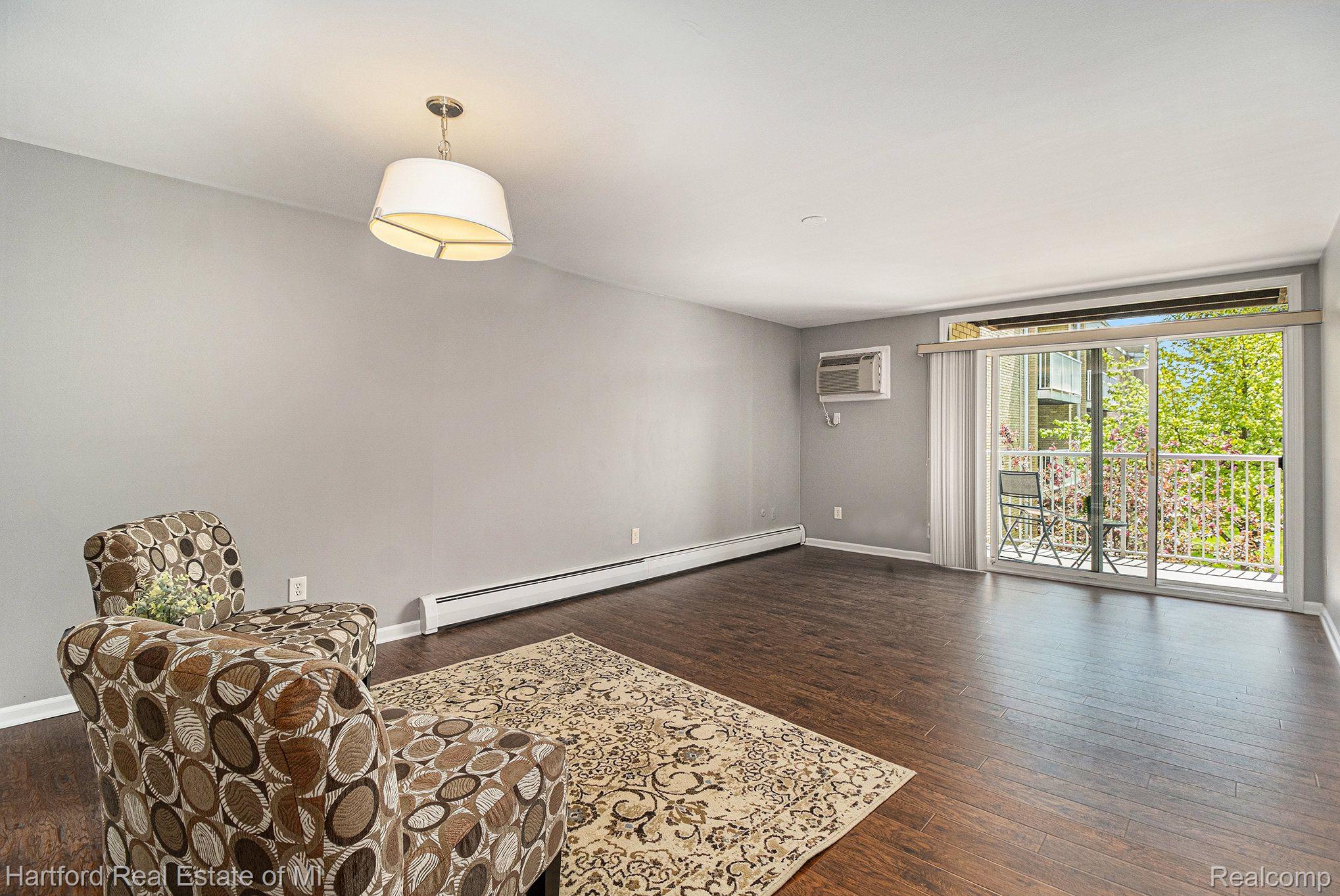 4913 Crooks Road, Unit F3 Royal Oak, MI 48073 - Photo 4 of 18 Gallery Image 4