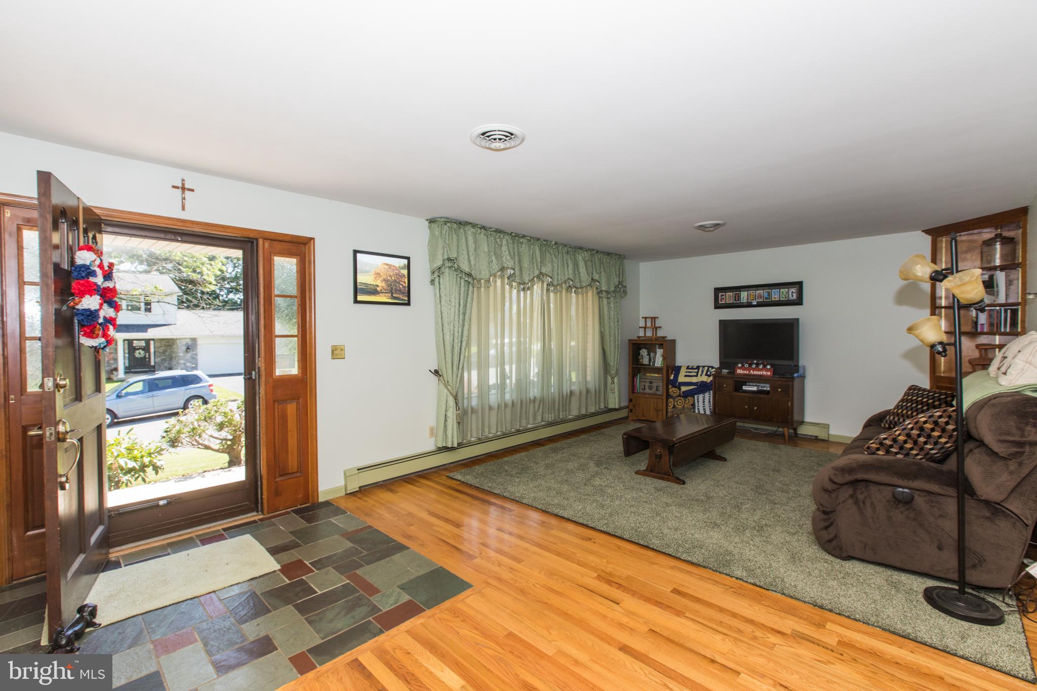 2030 Aster Road Macungie, PA 18062 - Photo 6 of 39 Living Room