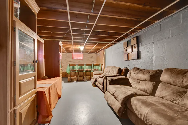 $189,873 | 1236 Barbara Lane, Chicago Heights, IL 60411