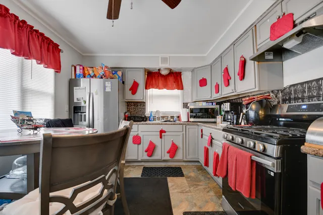 $189,873 | 1236 Barbara Lane, Chicago Heights, IL 60411