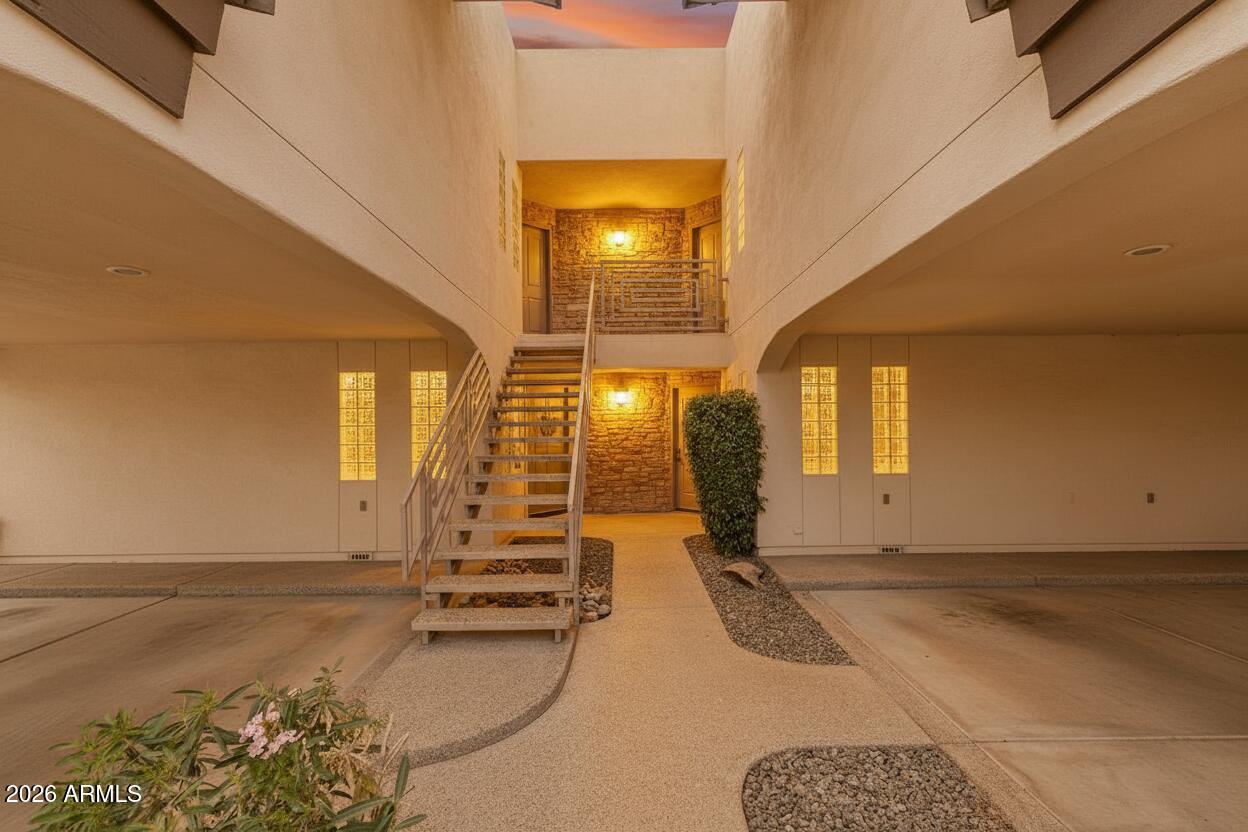 3235 East Camelback Road, Unit 211 Phoenix, AZ 85018 - Photo 2 of 17 Entry Way