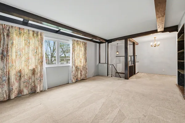 $260,000 | 9324 Saric Drive, Highland, IN 46322