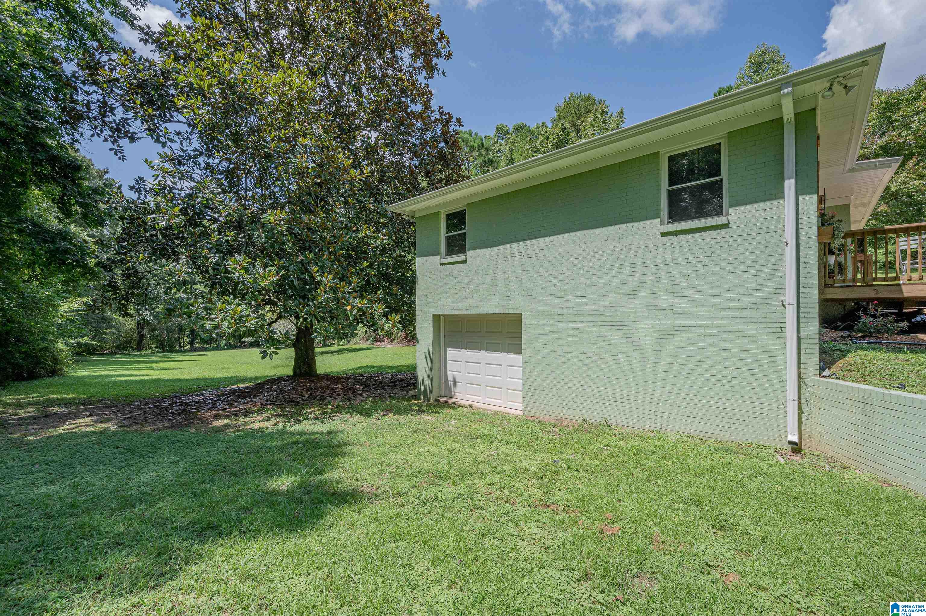 8898 Marsh Mountain Road Pinson, AL 35126 - Photo 4 of 28
