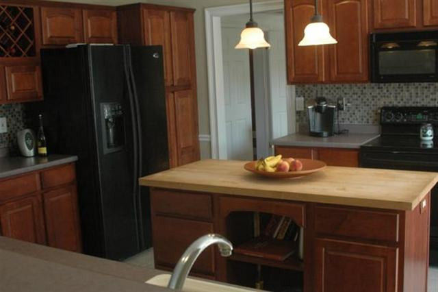 2 Worthington Road Guilderland, NY 12303 - Photo 5 of 12 Photo 5