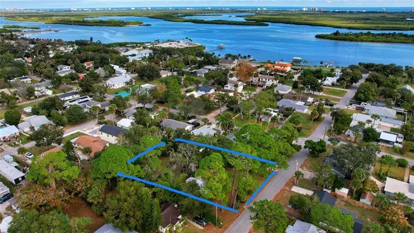 $287,000 | 111 New Hampshire Street, Edgewater, FL 32132