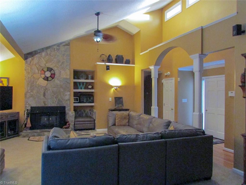 1612 Penny Road High Point, NC 27265 - Photo 4 of 46 Living Room