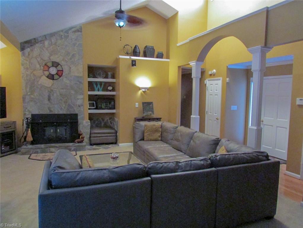 1612 Penny Road High Point, NC 27265 - Photo 7 of 46 Living Room