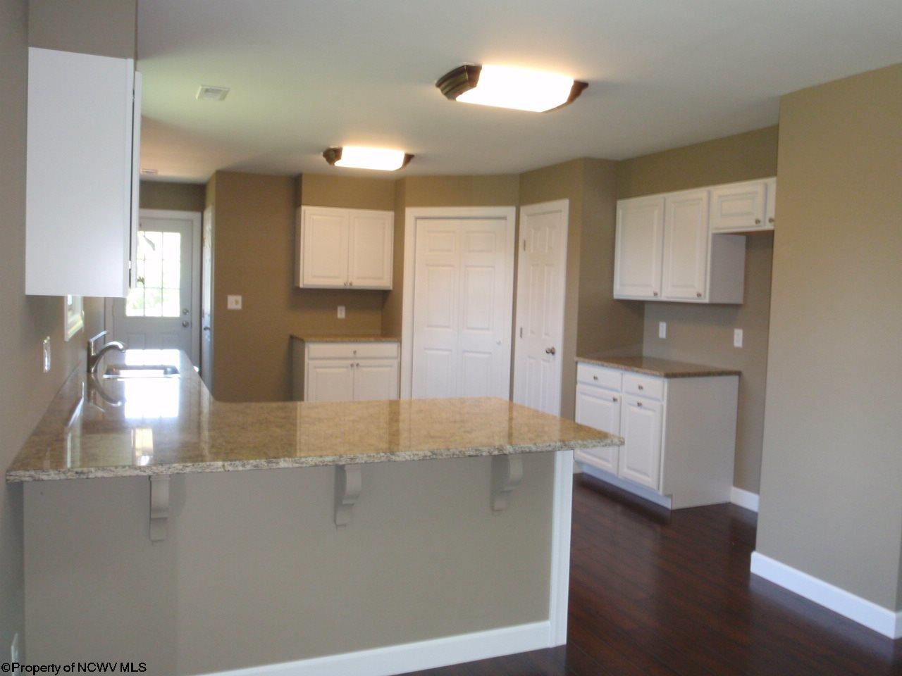 154 Long Alley Reedsville, WV 26547 - Photo 9 of 19 Gallery Image 9