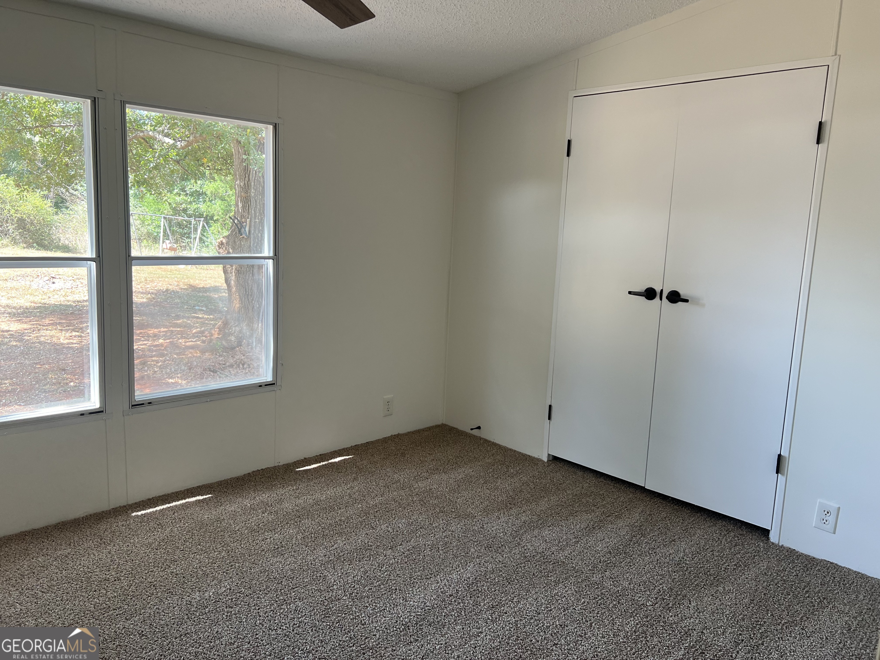 178 Edna Circle Thomaston, GA 30286 - Photo 23 of 31 an empty room with a window