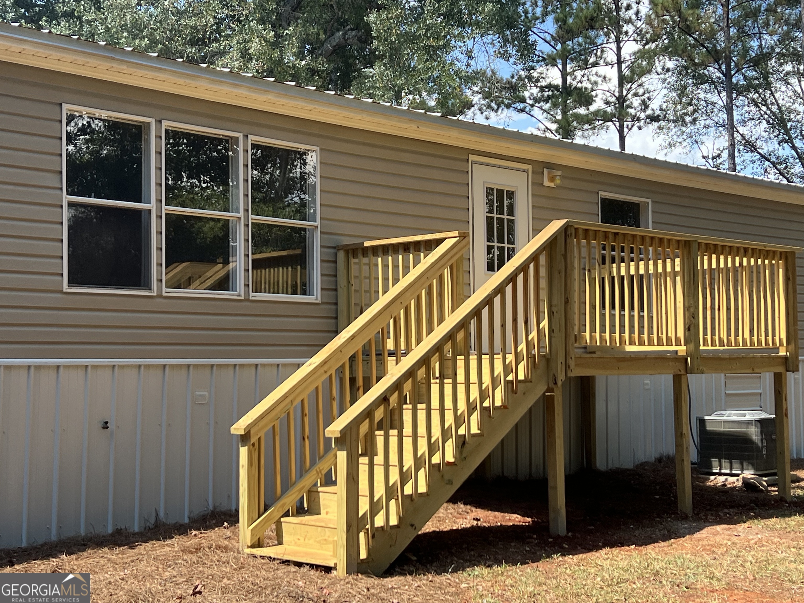 178 Edna Circle Thomaston, GA 30286 - Photo 3 of 31 a view of a house with a window