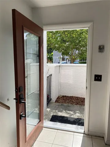 a view of a utility room