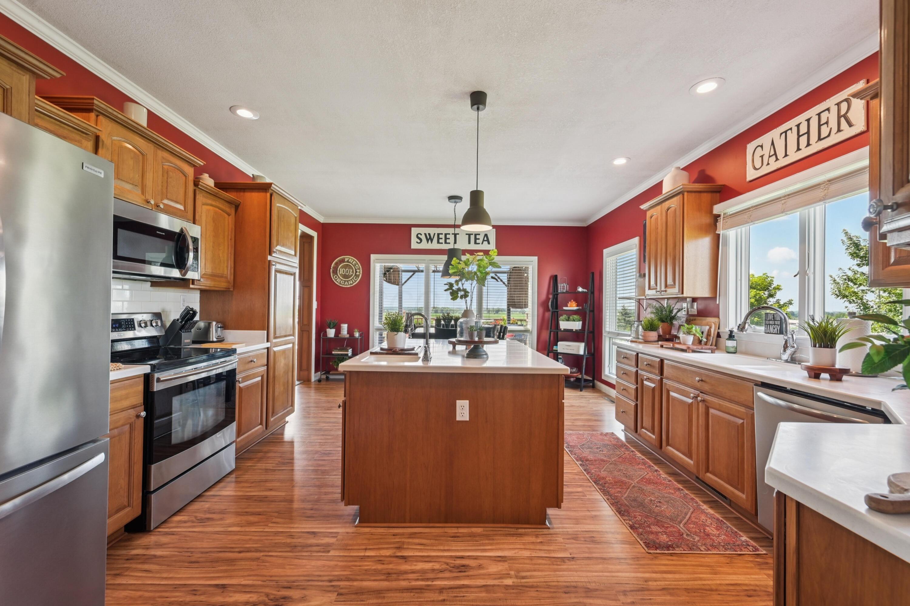 564 National Road Southeast Hebron, OH 43025 - Photo 21 of 106 Kitchen