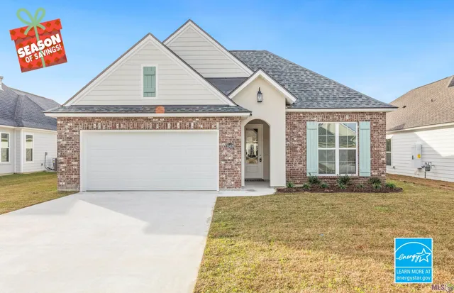 $303,500 | 10409 Highland Lakes Drive, Denham Springs, LA 70726