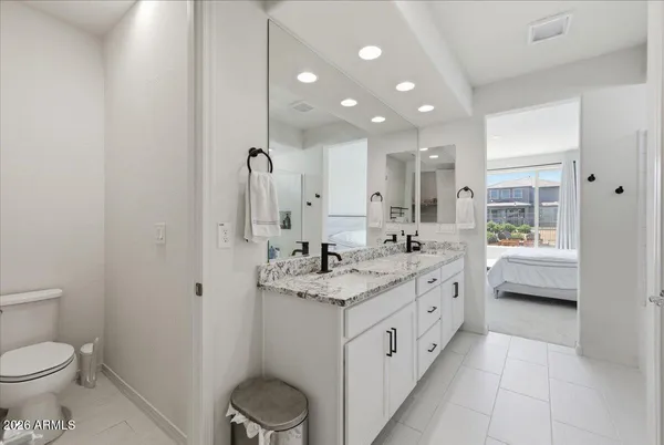 $539,999 | 2435 East Saint Catherine Avenue, Phoenix, AZ 85042